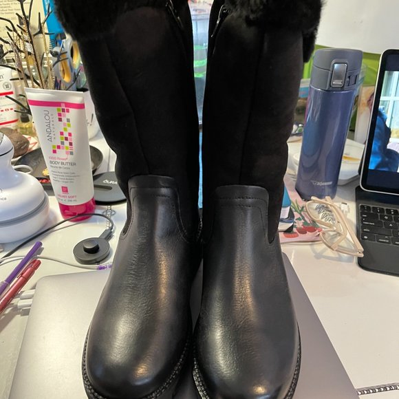 Pajar Canada Amal NIB Black Suede and leather fur-lined snow boots sz39 US 8.5 - Picture 1 of 5